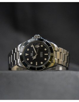 Glycine GL1060 Combat Sub 40 Quartz