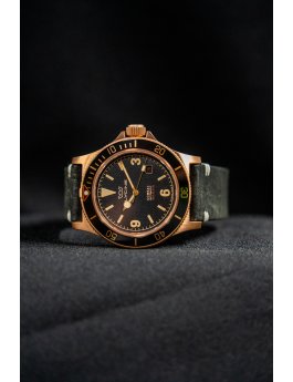 Glycine GL0265 Combat Sub 42 mm Bronze