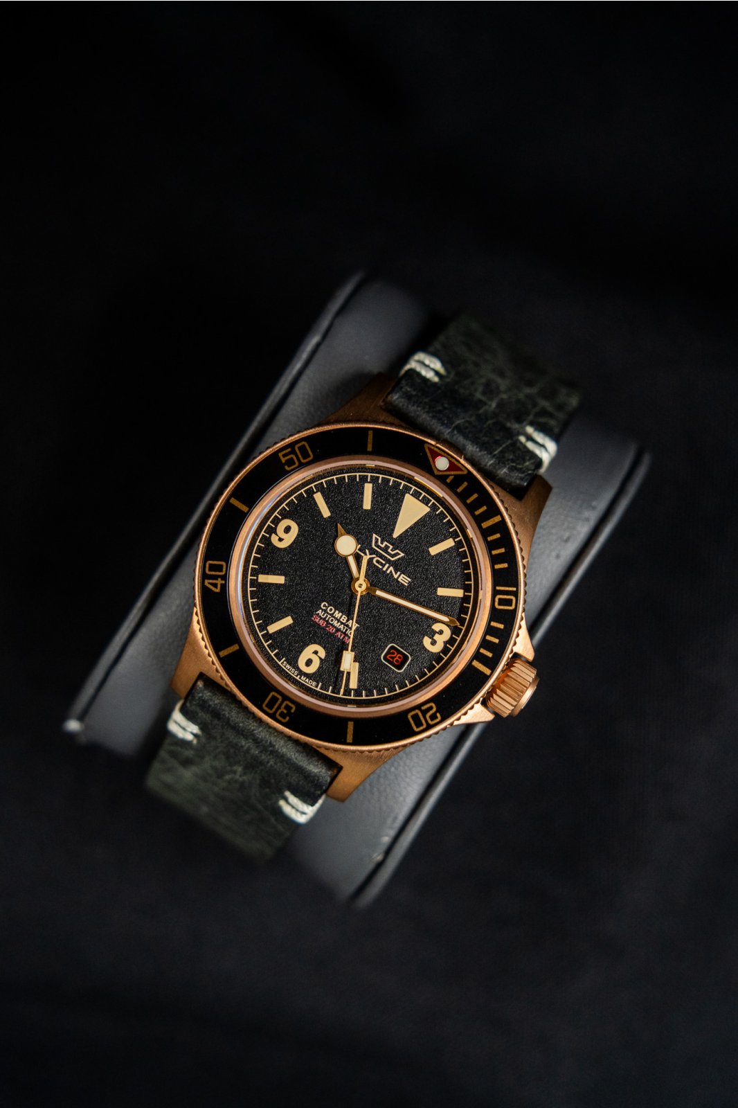 Glycine GL0265 - Combat Sub 42 mm Bronze